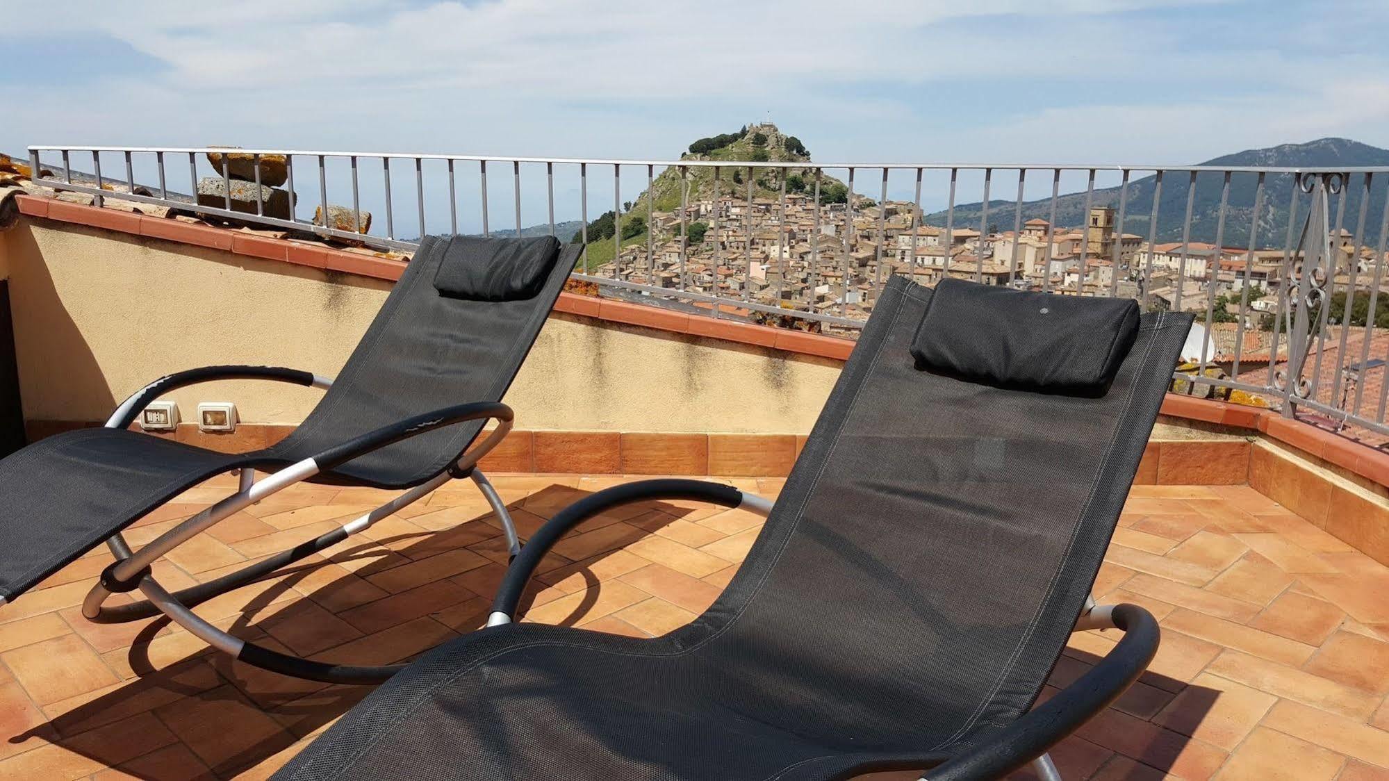 Heart Of Sicily Hotel Mistretta Exterior photo